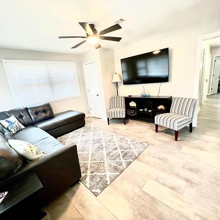 4/2 Home Close To Beach, Centrally Located! กัลฟ์พอร์ต ภายนอก รูปภาพ