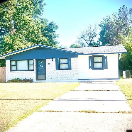 4/2 Home Close To Beach, Centrally Located! กัลฟ์พอร์ต ภายนอก รูปภาพ