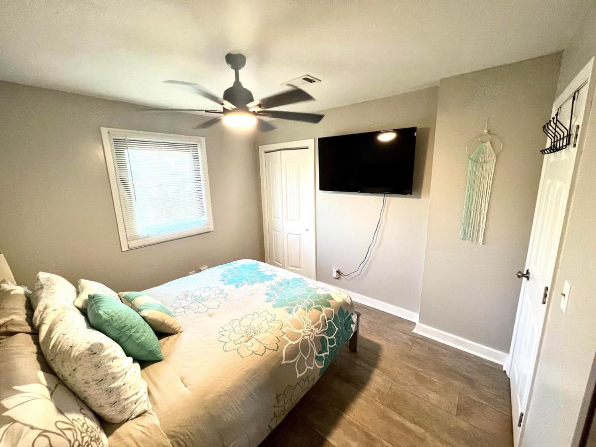 4/2 Home Close To Beach, Centrally Located! กัลฟ์พอร์ต ภายนอก รูปภาพ