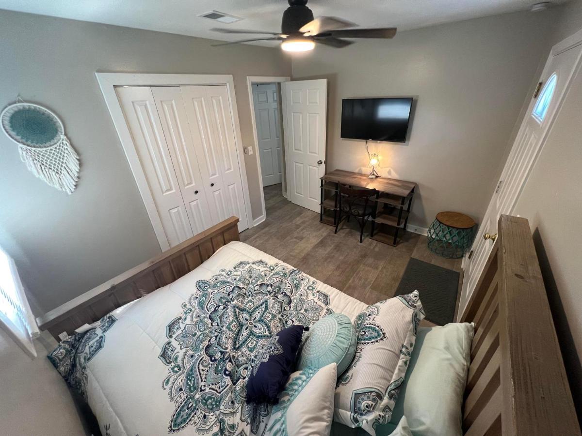 4/2 Home Close To Beach, Centrally Located! กัลฟ์พอร์ต ภายนอก รูปภาพ