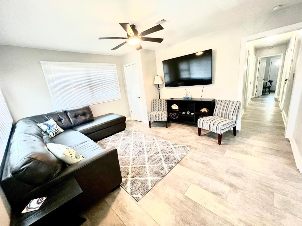 4/2 Home Close To Beach, Centrally Located! กัลฟ์พอร์ต ภายนอก รูปภาพ