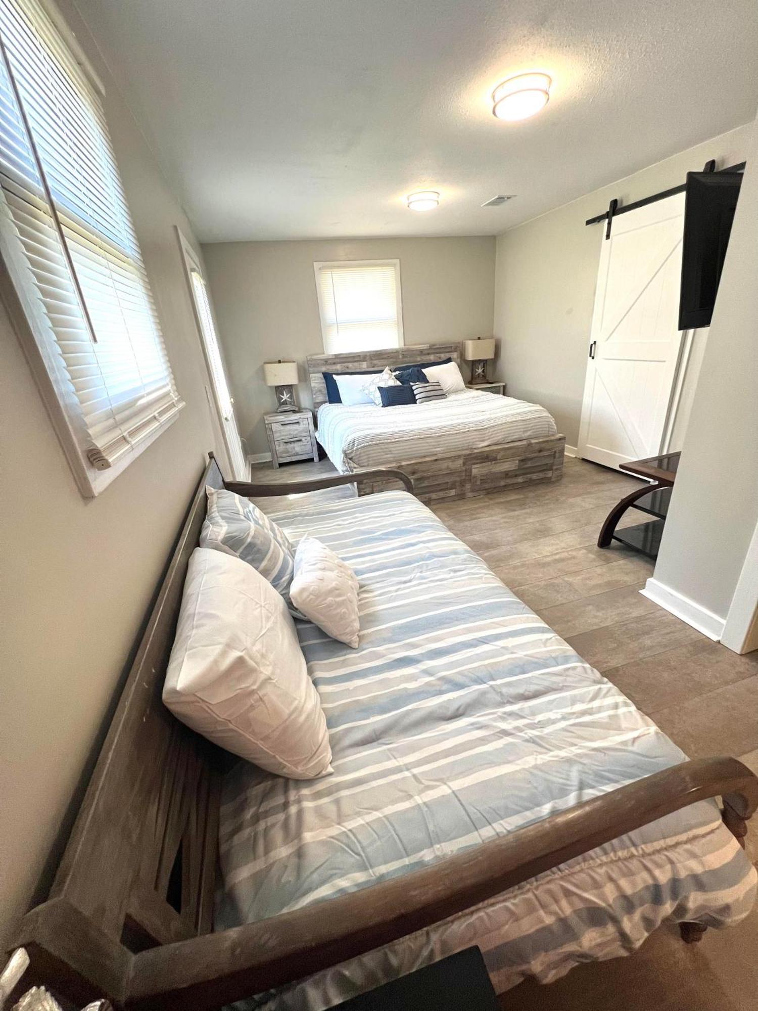 4/2 Home Close To Beach, Centrally Located! กัลฟ์พอร์ต ภายนอก รูปภาพ